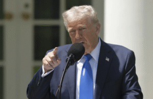 Trump otkrio kada će donijeti konačnu odluku o uključenju SAD-a u rat protiv Irana Trump otkrio kada će donijeti konačnu odluku o uključenju SAD-a u rat protiv Irana