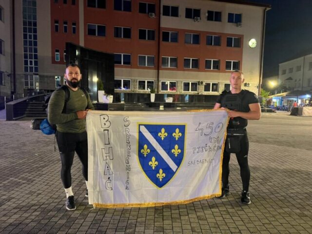 Albin Smajlović i Adil Ćenanović pješice krenuli ka Srebrenici – u znak počasti žrtvama genocida