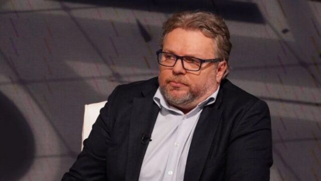 BAKALAR OTKRIO DETALJE SCHMIDTOVOG NAMETANJA: Evo šta možemo očekivati (VIDEO) BAKALAR OTKRIO DETALJE SCHMIDTOVOG NAMETANJA: Evo šta možemo očekivati (VIDEO)